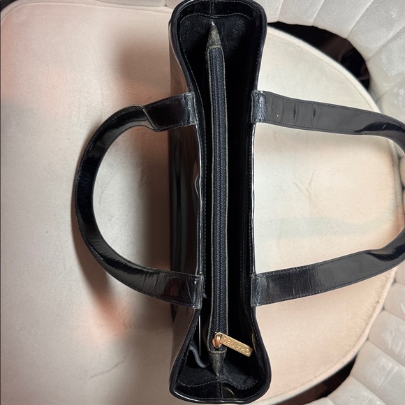 CHANEL Black Patent Leather Bag - Picture 14 of 14